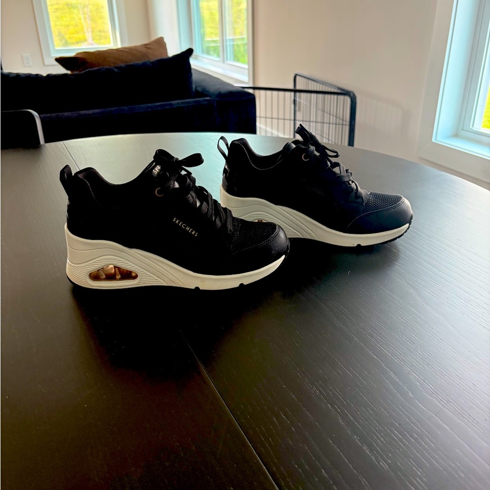 Skechers platform sneakers